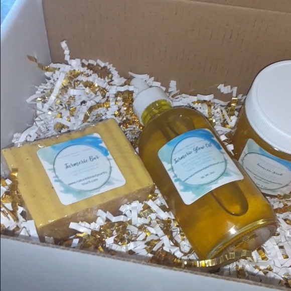 Natural Turmeric Skin Box - Picture 1 of 4